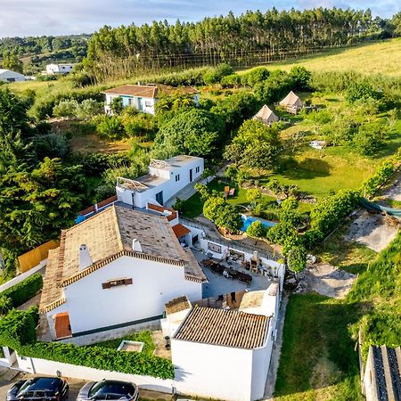 The Far End Surf House - Surf & Yoga Holidays Lourinhã Buitenkant foto