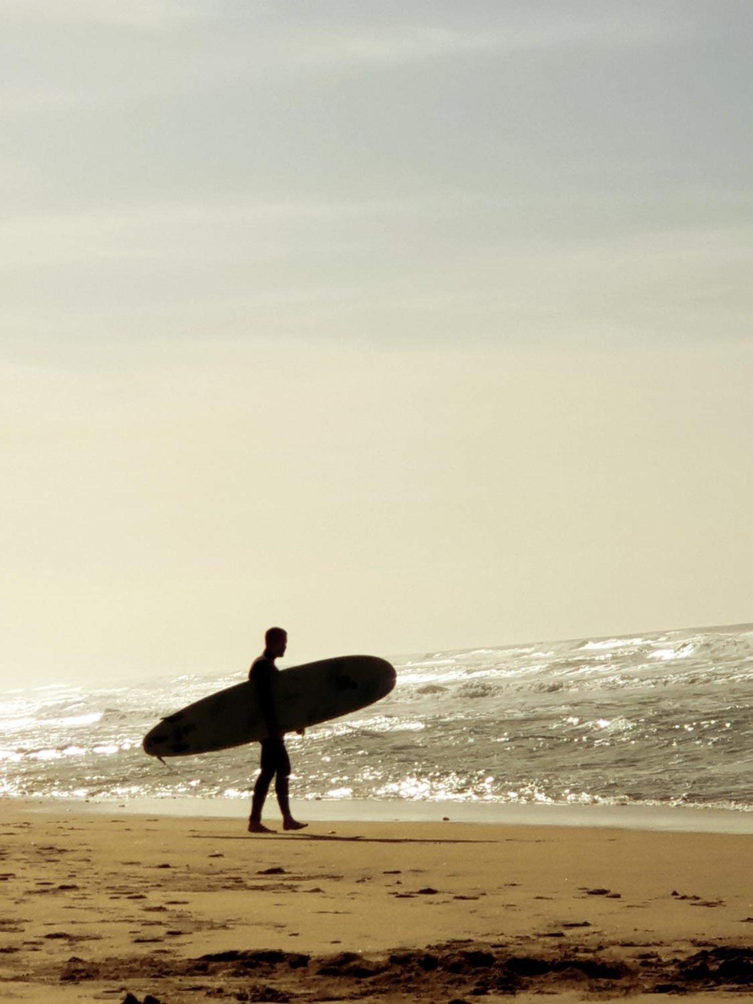 The Far End Surf House - Surf & Yoga Holidays Lourinhã Buitenkant foto