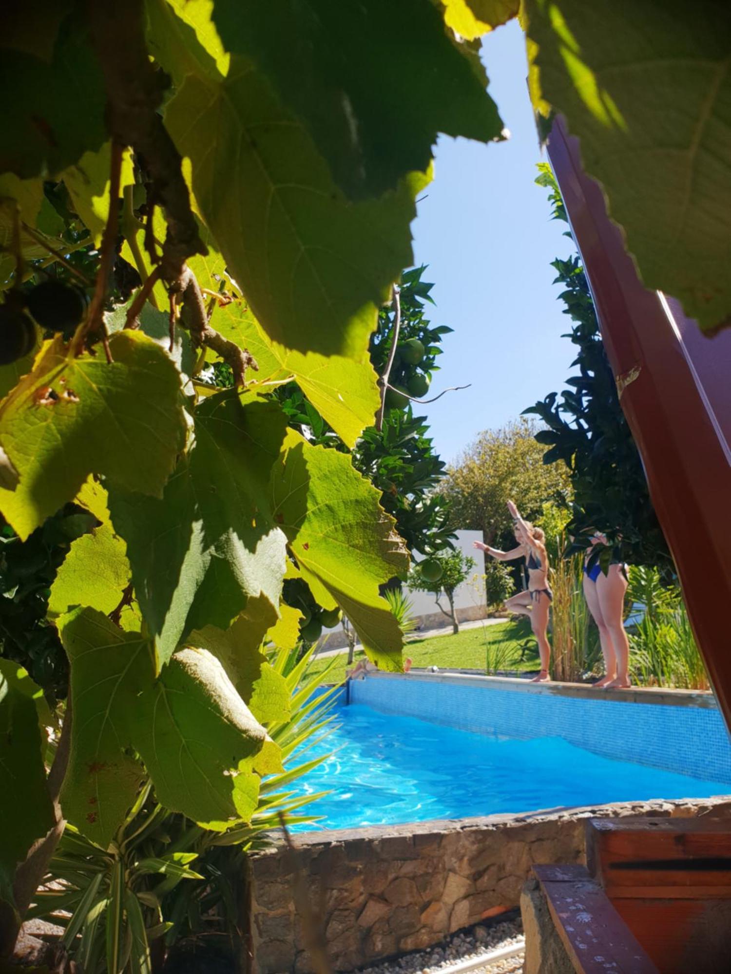 The Far End Surf House - Surf & Yoga Holidays Lourinhã Buitenkant foto